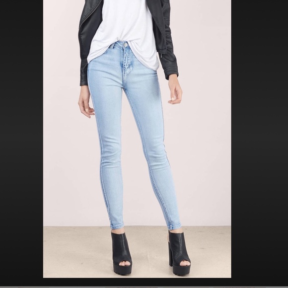 Tobi High rise Light wash jeans - Picture 1 of 8